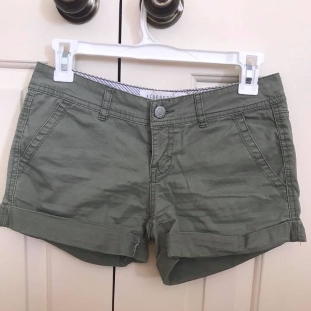 Aeropostale army green shorts